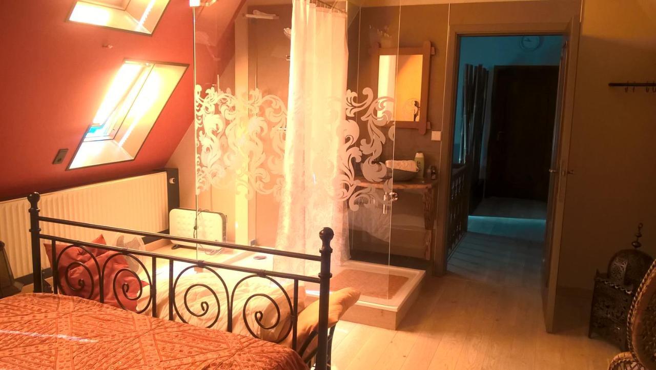 Goutroux Le Fond De La Biche Bed & Breakfast エクステリア 写真