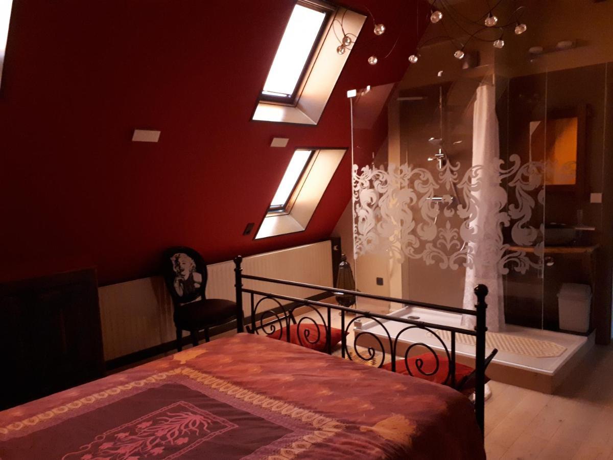 Goutroux Le Fond De La Biche Bed & Breakfast エクステリア 写真
