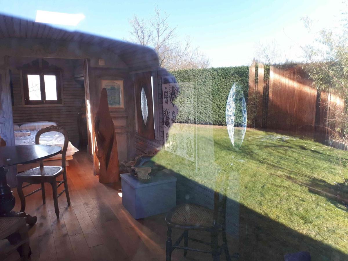 Goutroux Le Fond De La Biche Bed & Breakfast エクステリア 写真